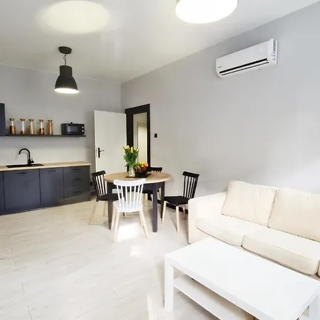 Apartamento Lokum Z Ogrodem Płock Exterior foto
