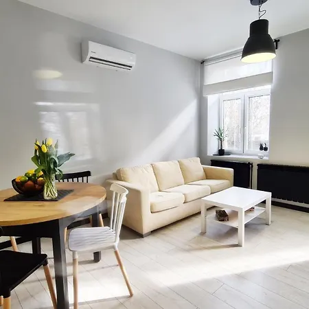 Apartamento Lokum Z Ogrodem Płock Exterior foto